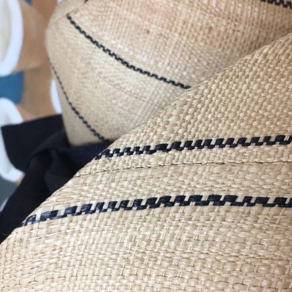 Raffia Wide Brim Hat - Picture 8 of 8